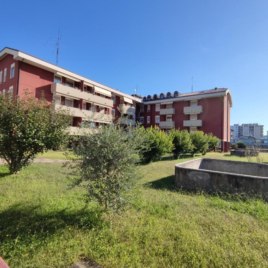 Loft Mansardato Monza Exterior photo